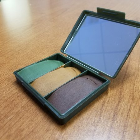 Kit de Camouflage BCB Multi Terrain Camo Compact (Centre Europe & Desert)