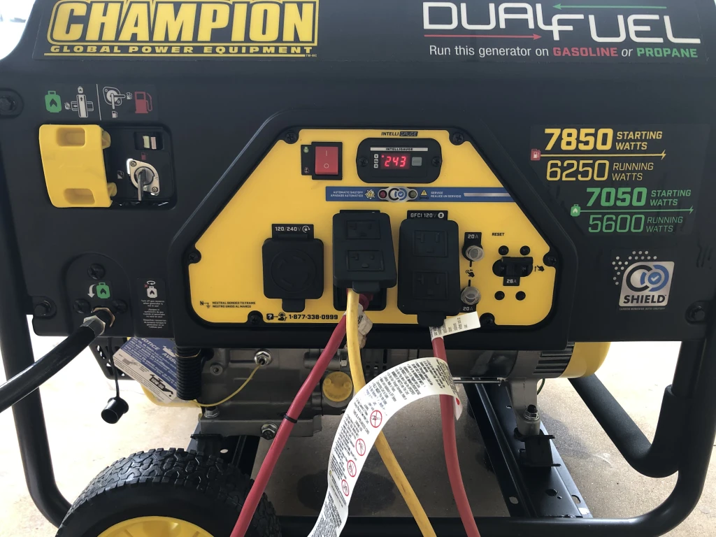 Champion 6250-Watt Dual Fuel Generator aresmaxima.com