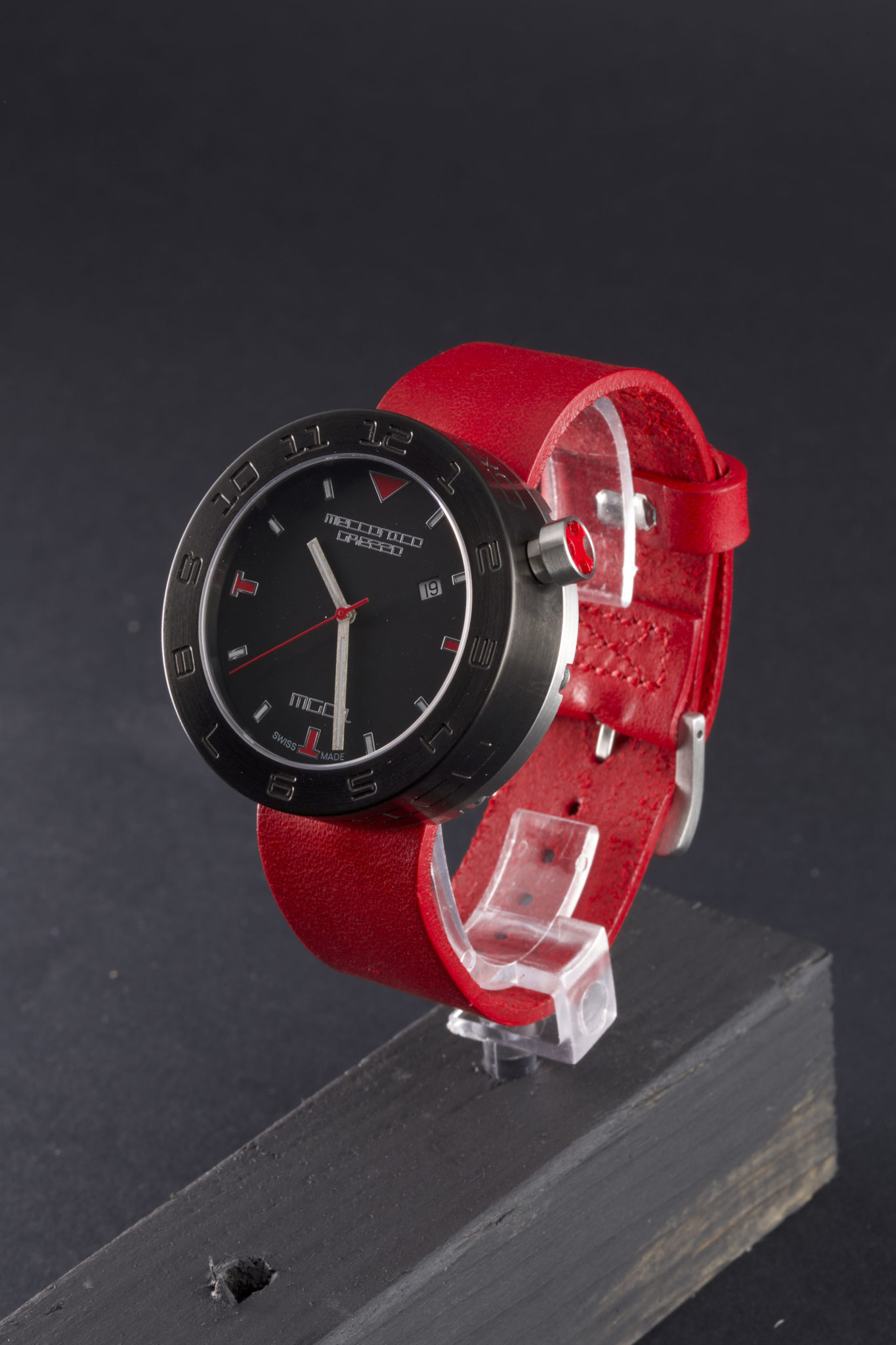 MECCANICA GREZZA MG01 44Bav/db Model BLK/RD aresmaxima.com