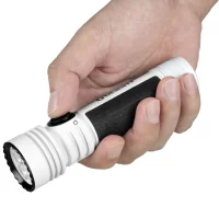 Lampe de poche Olight SEEKER 4 PRO - WHITE aresmaxima.com Lampe de poche Olight SEEKER 4 PRO - WHITE aresmaxima.com