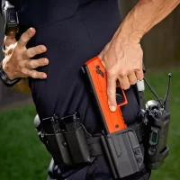 Pistolet BYRNA LE (ORANGE) aresmaxima.com